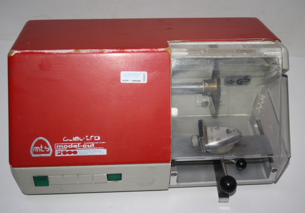 Preview: Modellsäge model-cut 2000 Model-tray # 00901