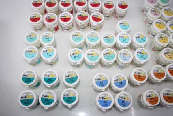 Preview: HERAEUS HeraCeram Sun Metallkeramik / Keramikmassen / Dentalkeramik # 10319