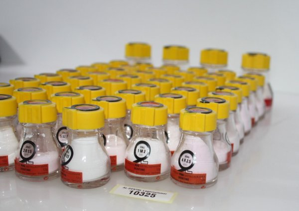 Preview: VITA 3D Master VITA Omega 900 Metallkeramik / Dentalkeramik # 10325