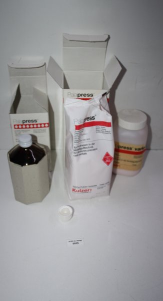 Preview: Dentallabor-Restposten Kaltpolymerisier-Set Palapress tc. #0925