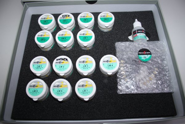 Preview: HERAEUS HeraCeram Sun Schultermassen-Set # 10118