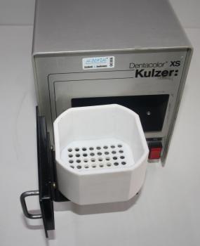 Hochleistungs-Lichtpolymerisationsgerät Dentacolor XS Kulzer # 00386