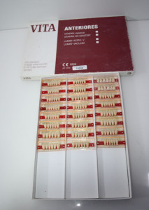 Preview: VITA Anteriores / VITAPAN Kunststoff-Frontzähne 3-D-Master # 10248