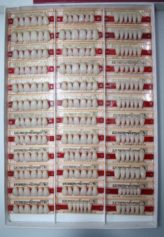 Preview: VITA Anteriores / VITAPAN Kunststoff-Frontzähne 3-D-Master # 10264