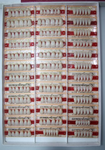 Preview: VITA Anteriores / VITAPAN Kunststoff-Frontzähne 3-D-Master # 10264