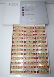 Preview: VITA Anteriores / VITA Physiodens Kunststoff-Frontzähne 3-D-Master # 10266