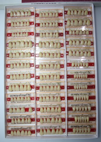 Preview: VITA Anteriores / VITAPAN Kunststoff-Frontzähne 3-D-Master # 10275