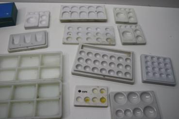 Preview: Diverse Keramik-Anmischplatten # 3464