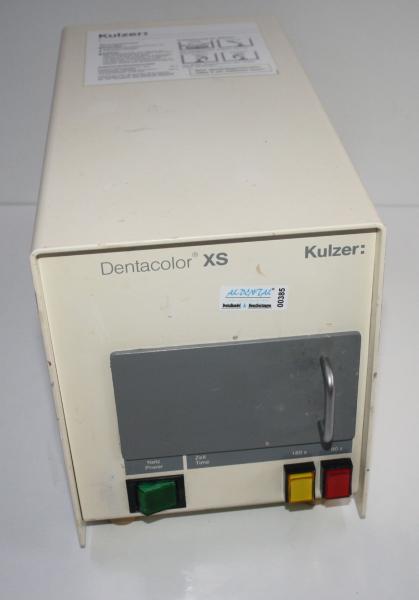 Hochleistungs-Lichtpolymerisationsgerät Dentacolor XS Kulzer # 00385