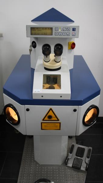 ROFIN Laser / Laserschweißgerät Typ SWMP / A0320 # 01878