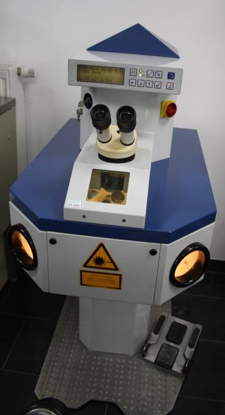 ROFIN Laser / Laserschweißgerät Typ SWMP / A0320 # 01878