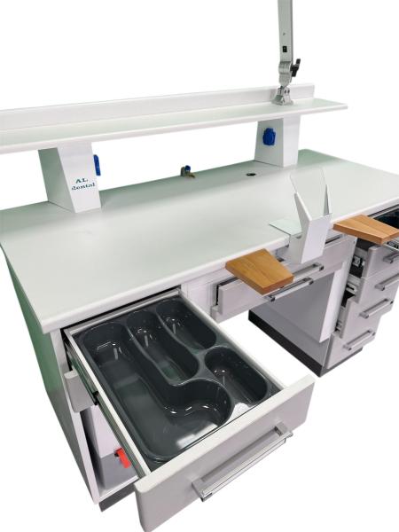 Labortisch Dentalmöbel LED Gelenkleuchte *weiss*