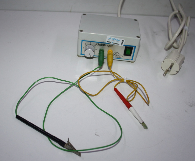 YETI Dental Goldfinger # 00955