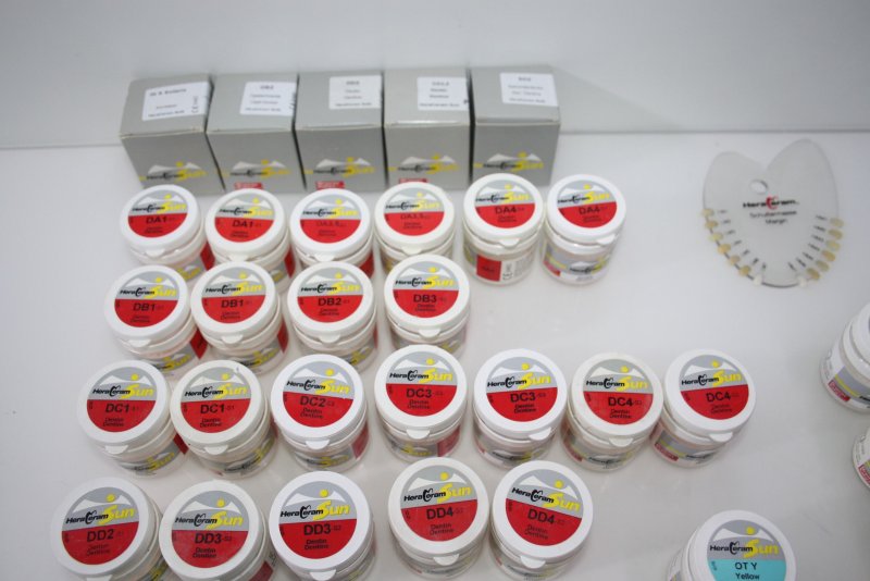 HERAEUS HeraCeram Sun Metallkeramik / Keramikmassen / Dentalkeramik # 10319
