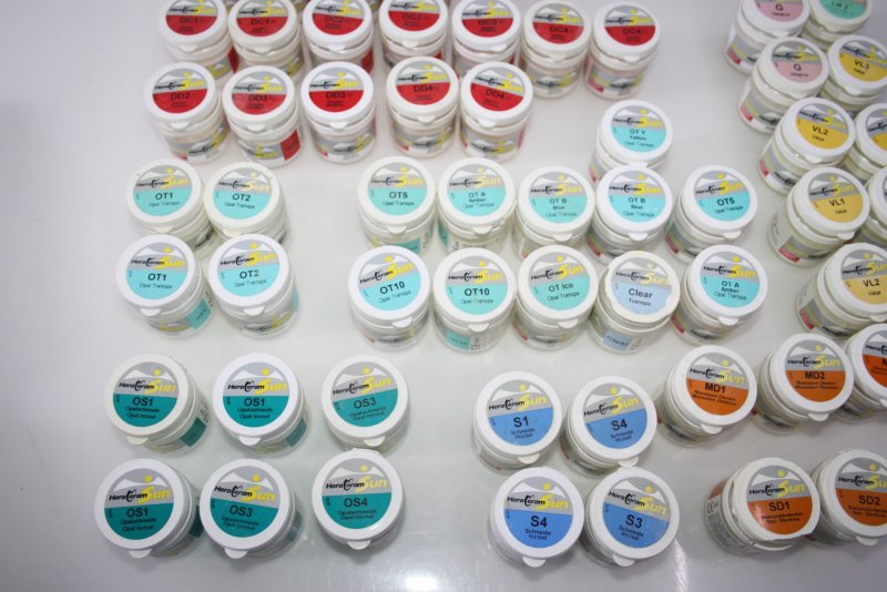 HERAEUS HeraCeram Sun Metallkeramik / Keramikmassen / Dentalkeramik # 10319