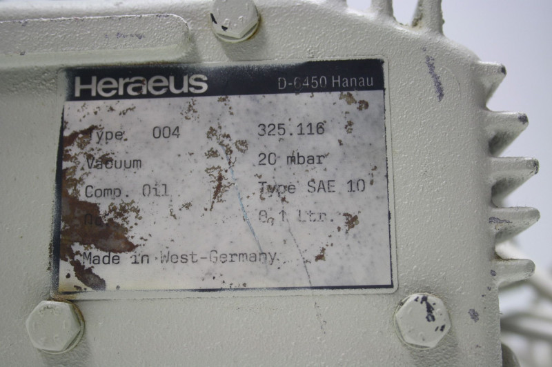 Vakuumpumpe Heraeus Combilabor # 100