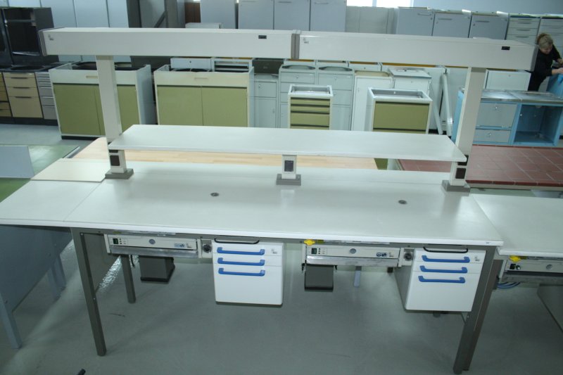 KaVo 2er Arbeitstisch / Labortisch / Arbeitsblock + Beleuchtung + Bord # 9265