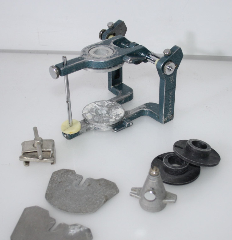 Hager & Werken Artikulator Atomic incl. umfangreichem Zubehör # 7142