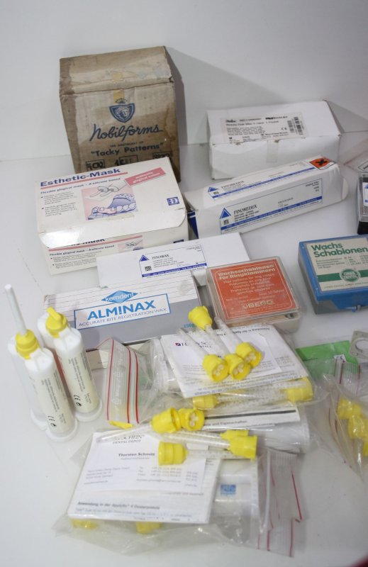 Dentallabor-Restposten diverse Verbrauchsmaterialien # 10516