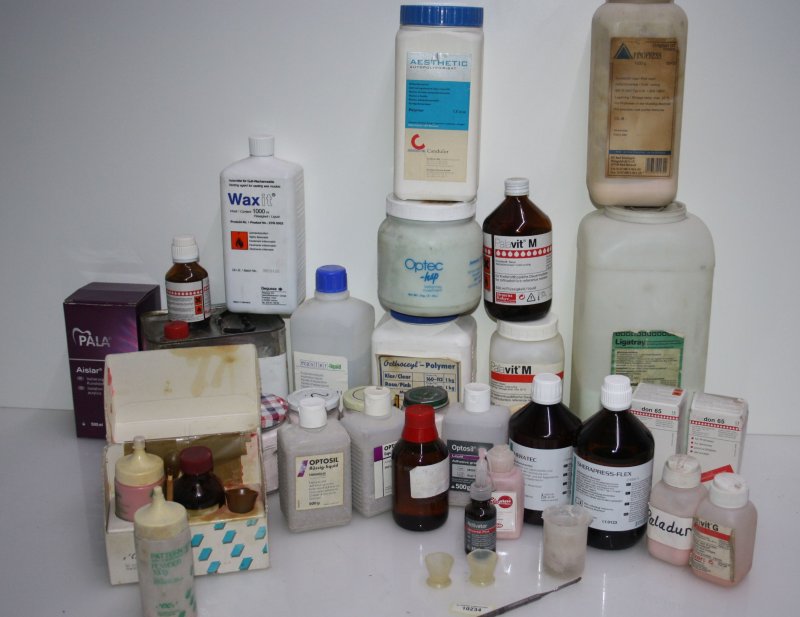 Dentallabor-Restposten diverse Verbrauchsmaterialien # 10234